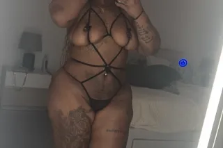 🚨🚨SHORT TIME ONLY😍😘 🍑💦 VOLUPTUOUS PLAYMATE💦🍑 CUM OVER TO MY PLAYHOUSE💦😘 - Image 1