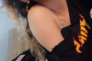 😘Let's have some Fun Together 🥰Incall/outcall and car fun available🥰 - Image 1