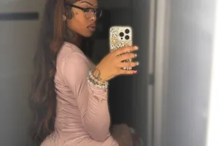 PRICE DROP 😏 MEETS FROM LADIEE 😆🐞💦 AVAILABLE NOW !! - Image 1